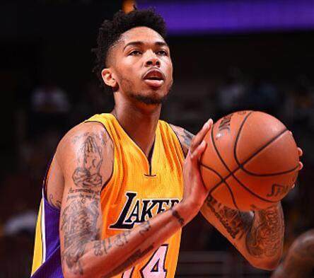 跑动能极大 跑动能极大